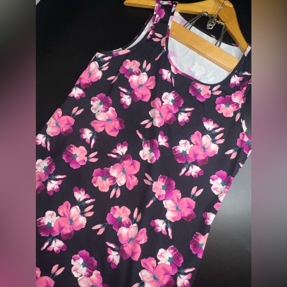 Lands End | Floral Print Athleisure Material Dress Size Medium NWOT - Picture 2 of 5